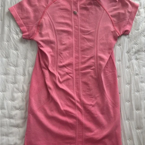 Lululemon Swiftly Tech short sleeve - Picture 4 of 4